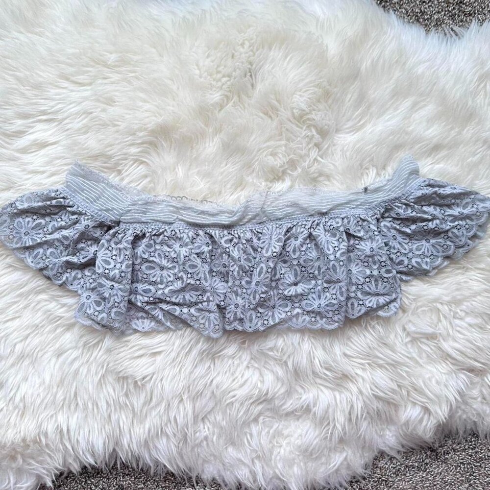 Victoria’s Secret Gray Lace Off-Shoulder Bralette